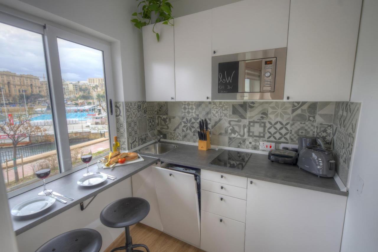First Floor Studio Apartment Seconds From Balluta Bay Ipap1-1 슬리에마 외부 사진