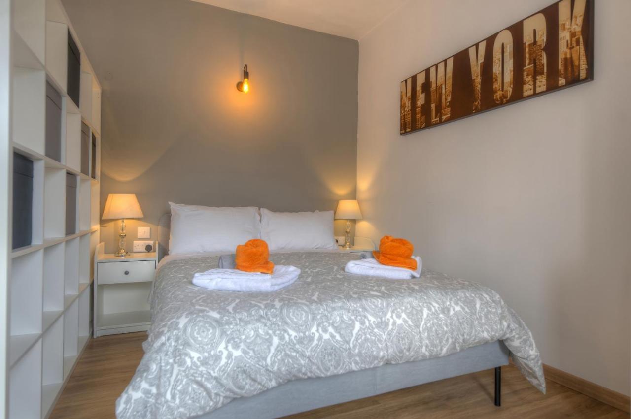 First Floor Studio Apartment Seconds From Balluta Bay Ipap1-1 슬리에마 외부 사진
