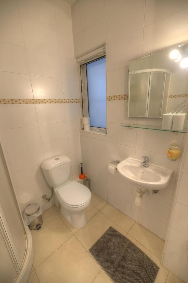 First Floor Studio Apartment Seconds From Balluta Bay Ipap1-1 슬리에마 외부 사진